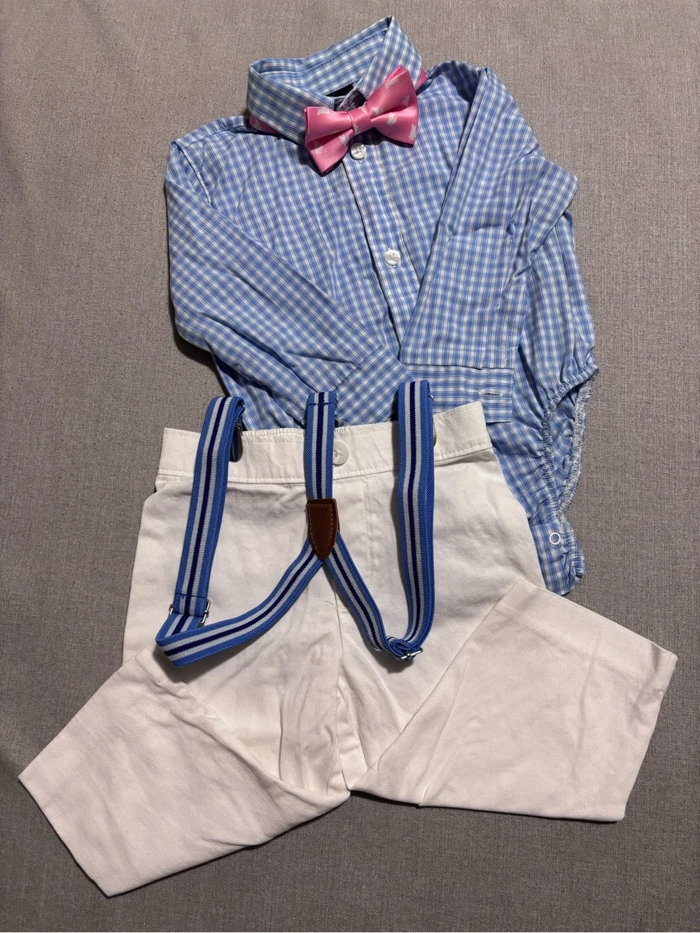 IZOD White Dress Pants with Blue Striped Suspenders